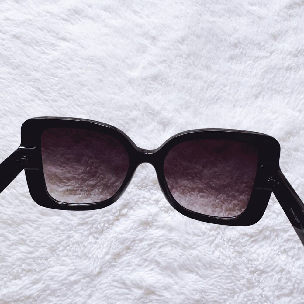 Eva Gloss Black Square-Framed Sunglasses - Picture 10 of 13
